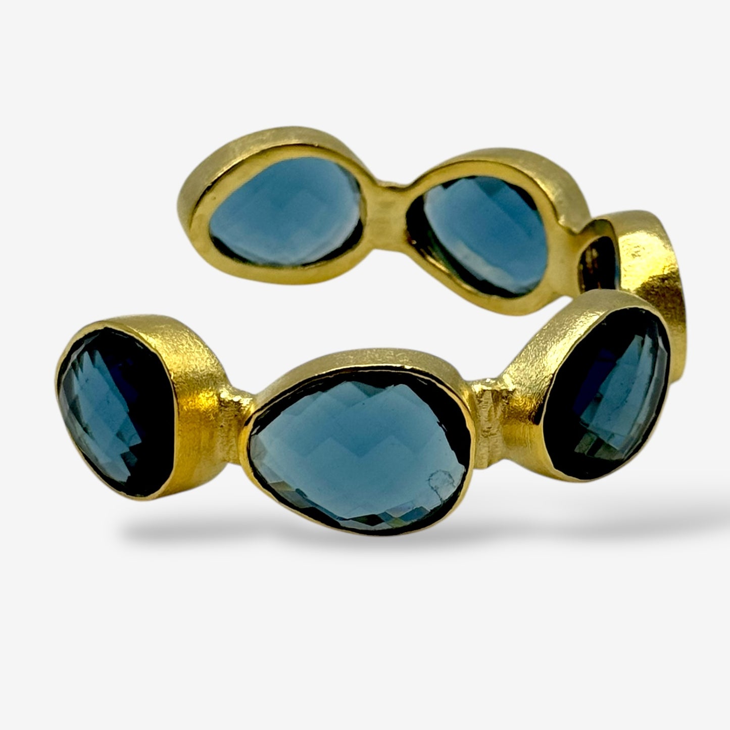 Kara Iolite