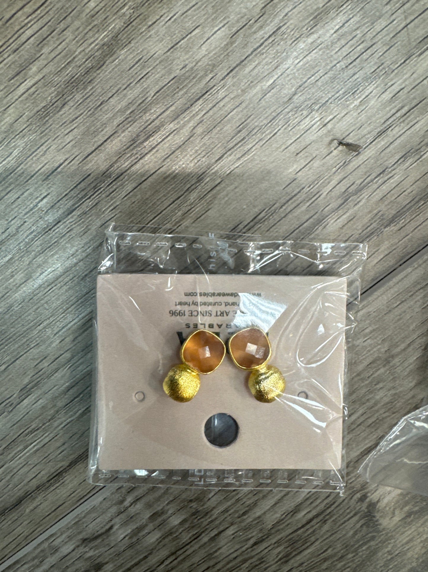 Hydro Drop Studs