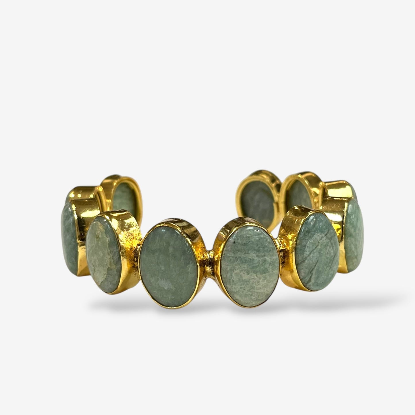 Zora Cuff