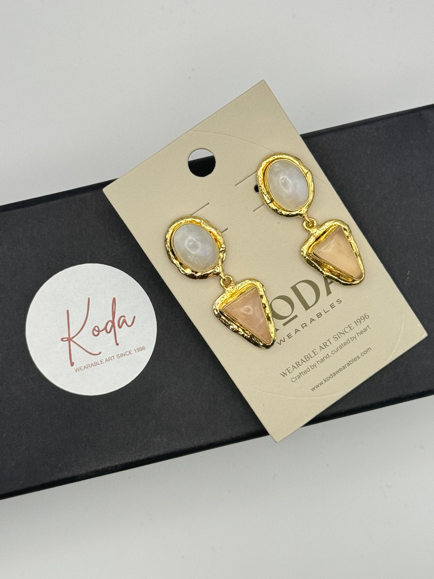 Gleam drop Earrings