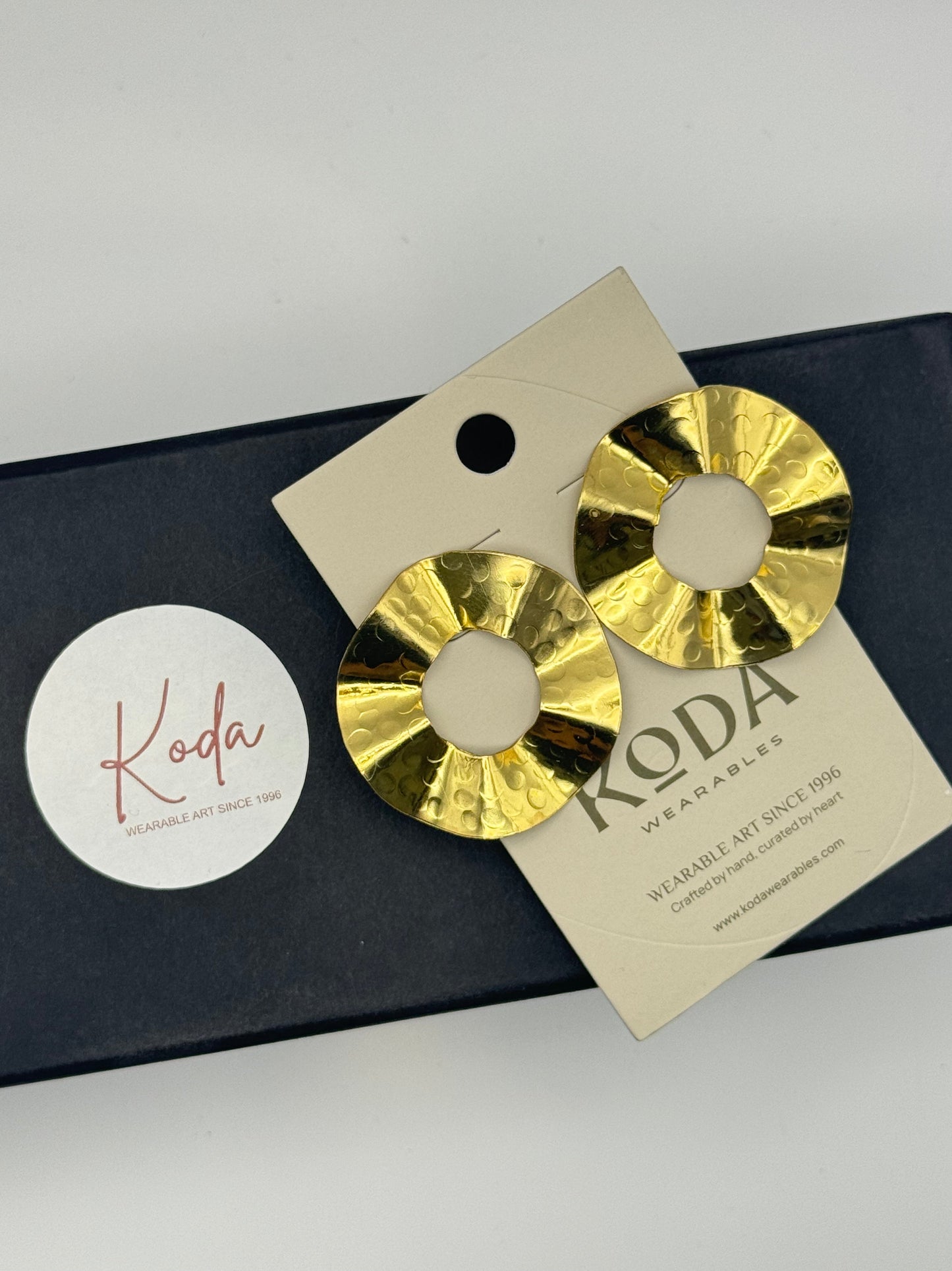 Anisa Halo Earrings