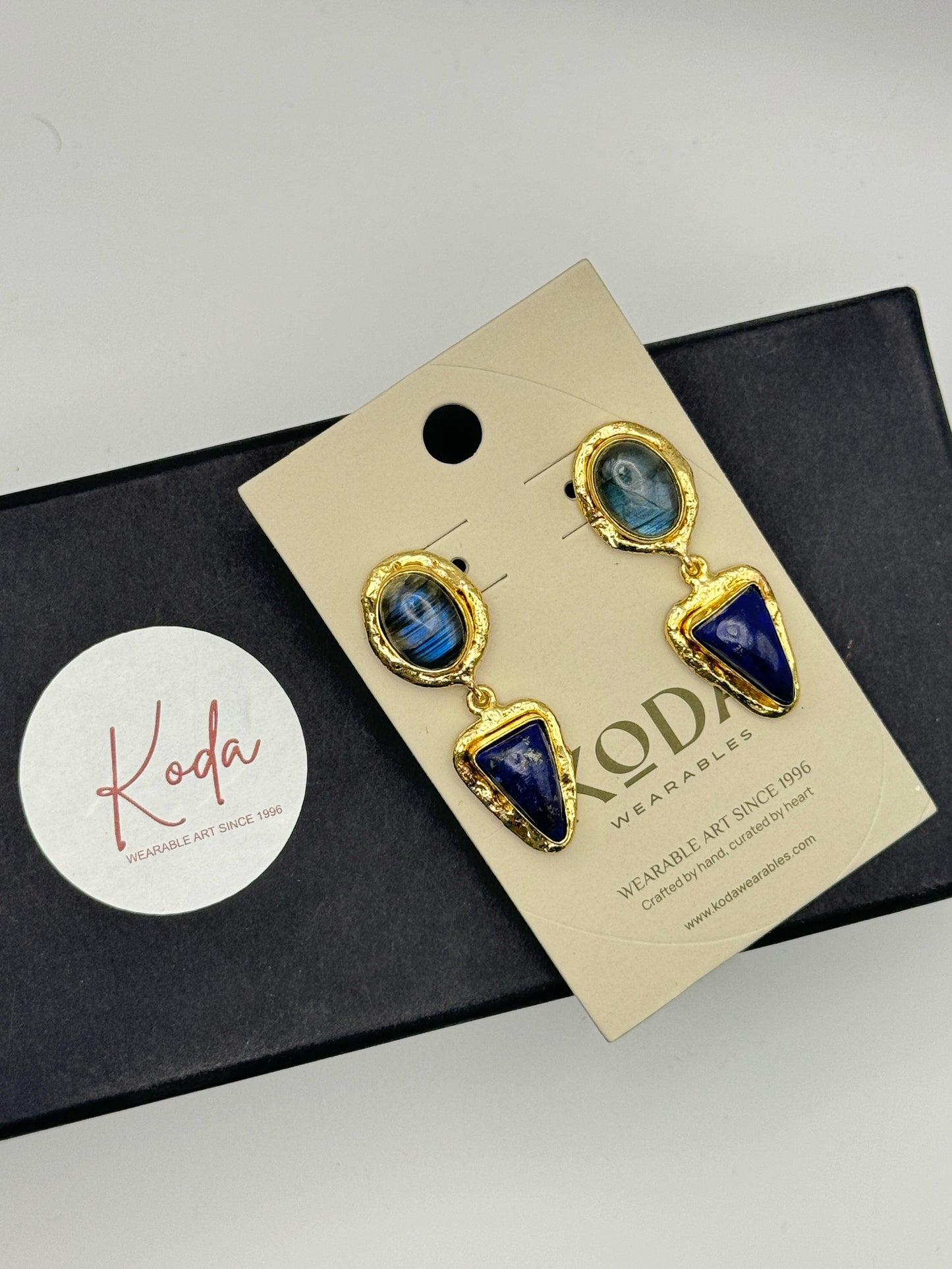 Gleam drop Earrings
