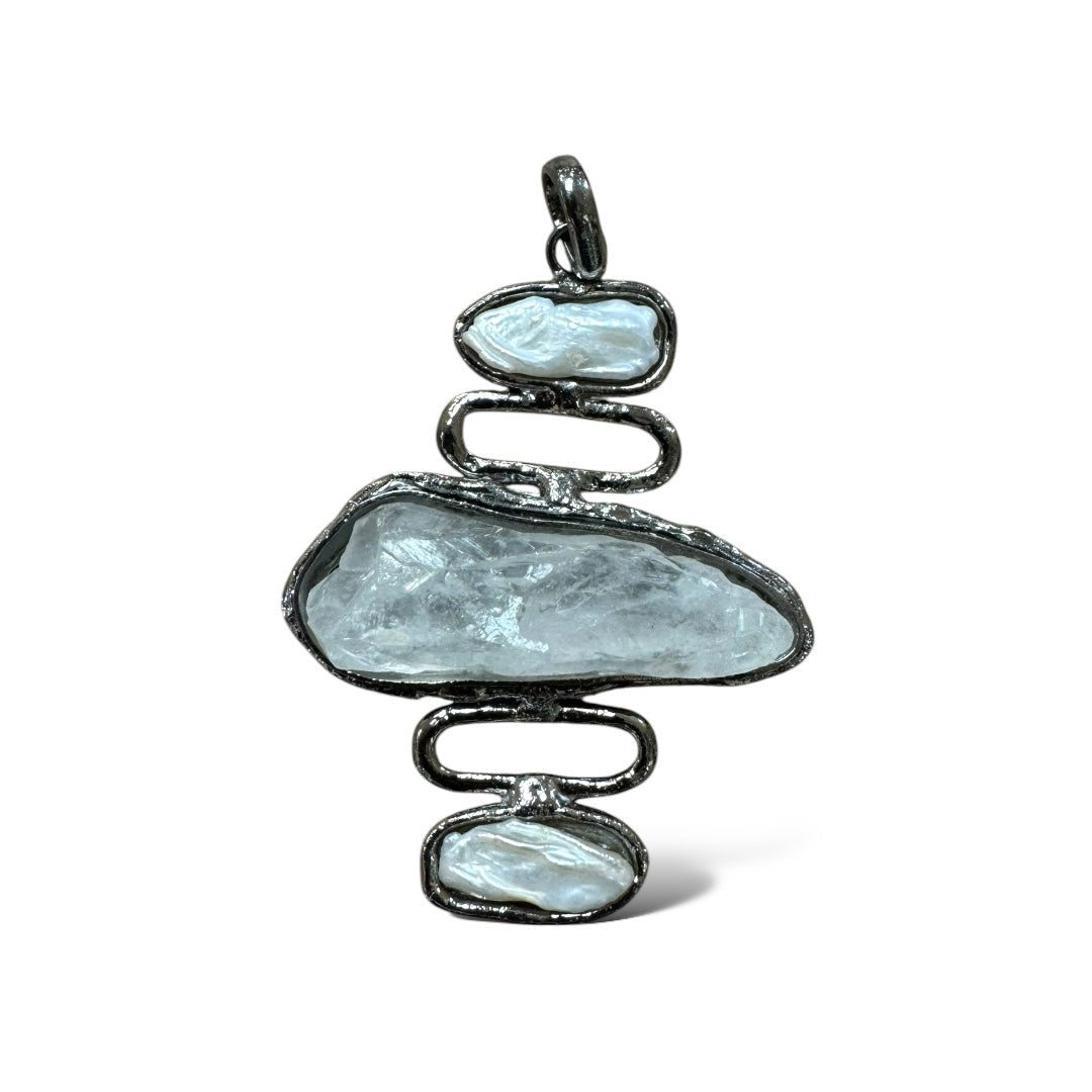 Samantha Quartz Pendant