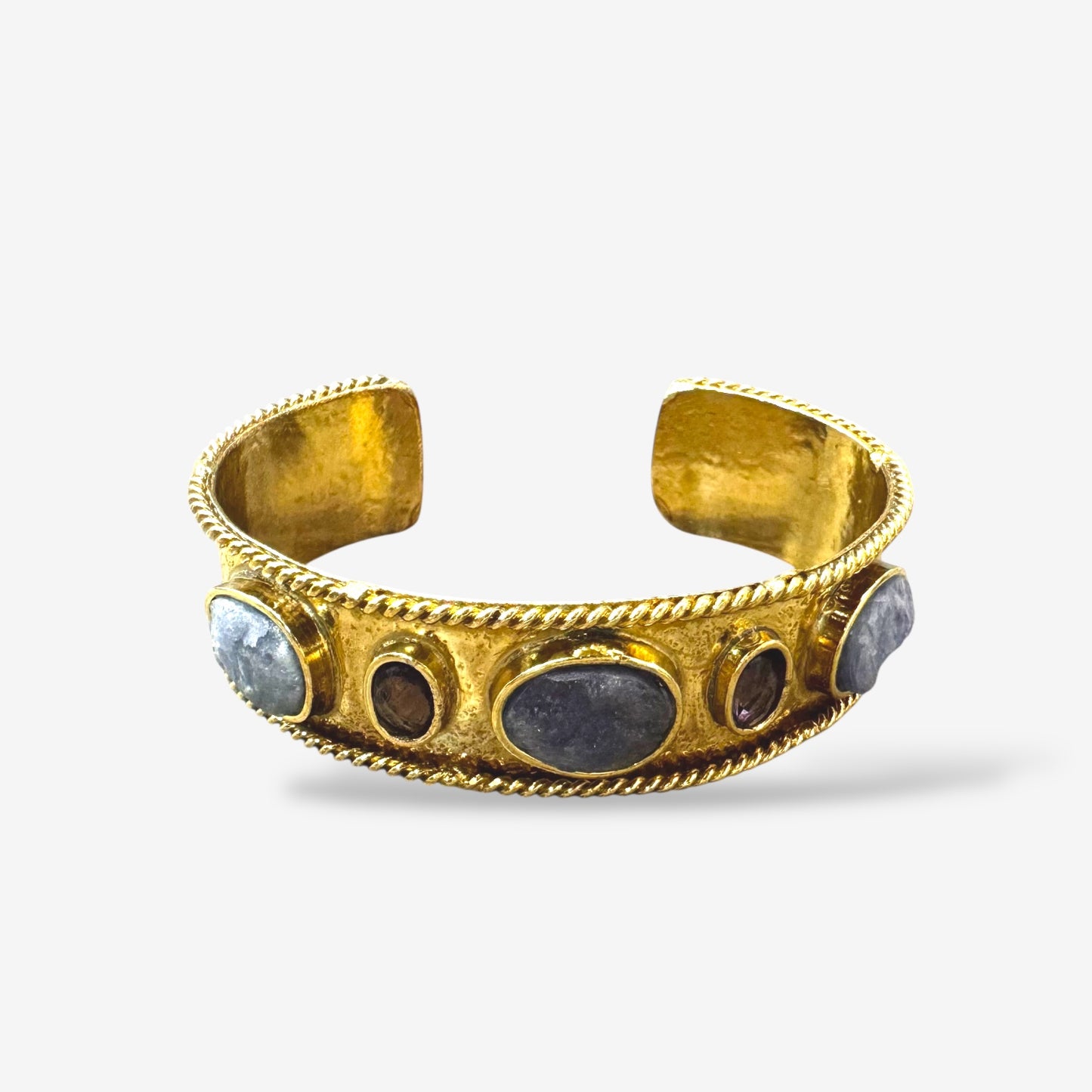 Lilyana Cuff