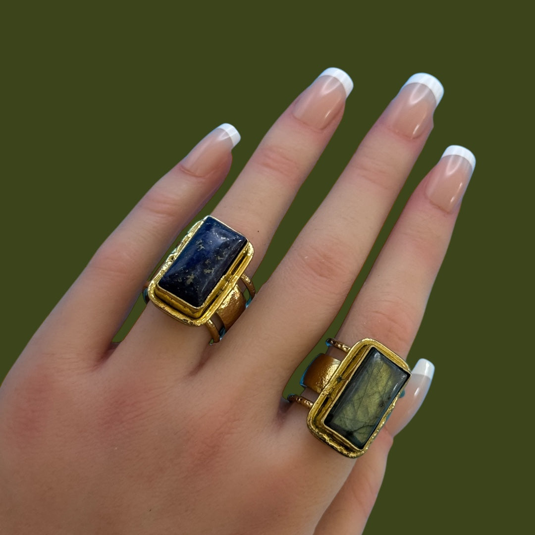 Buy Regal Rings Online