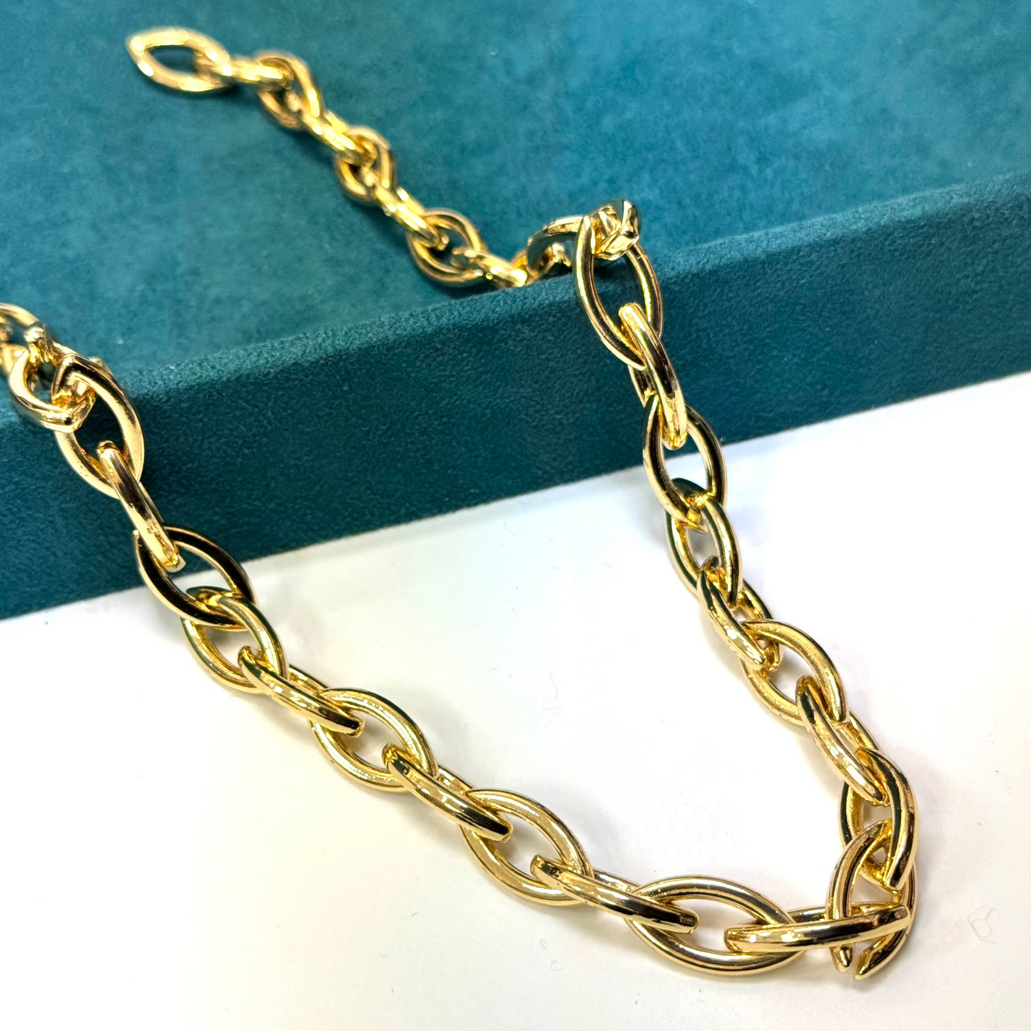 Tiera Gold Chain