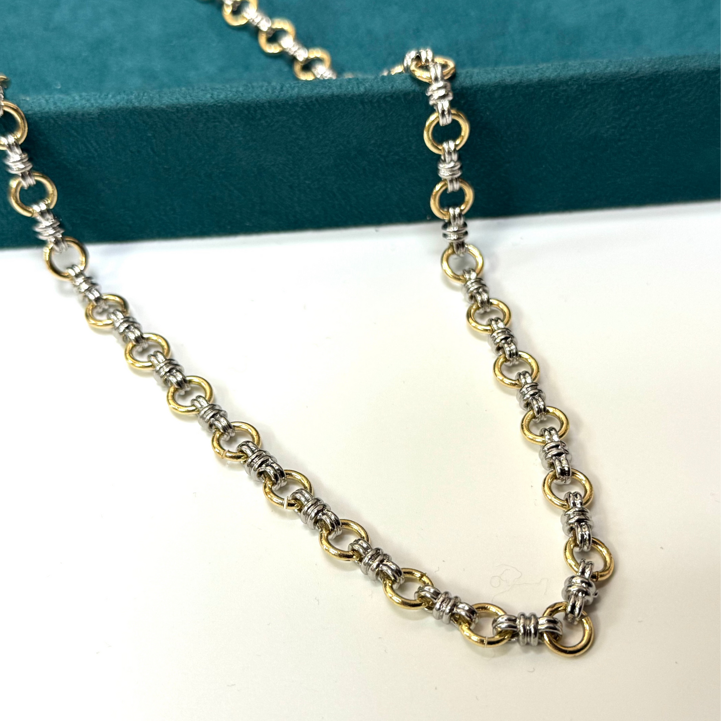 Dual Tone Loop Design Chain