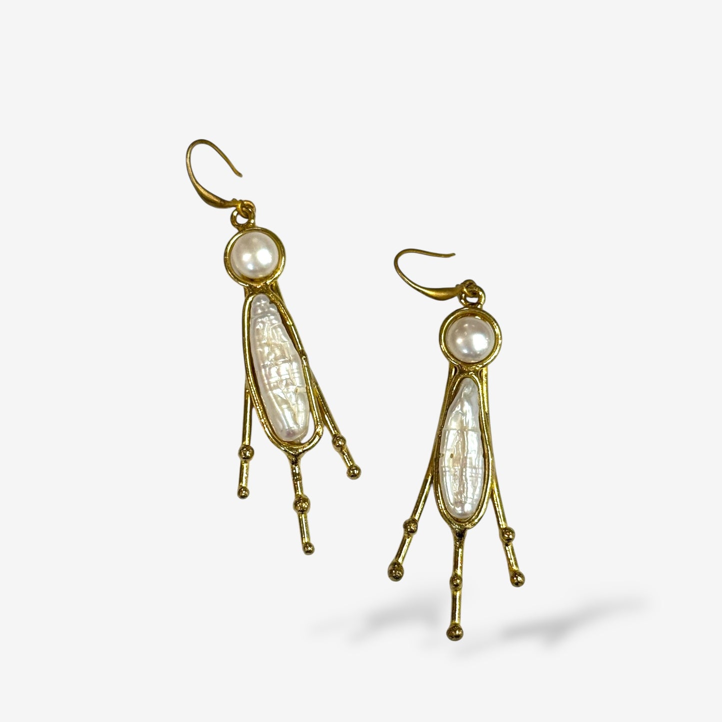 Lila Pearl Earrings
