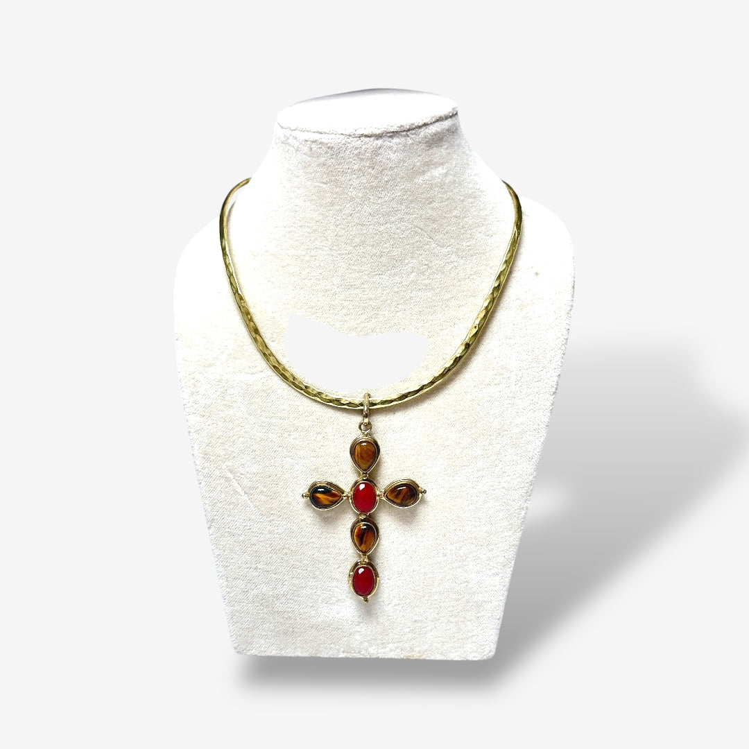 Divina Cross Pendant