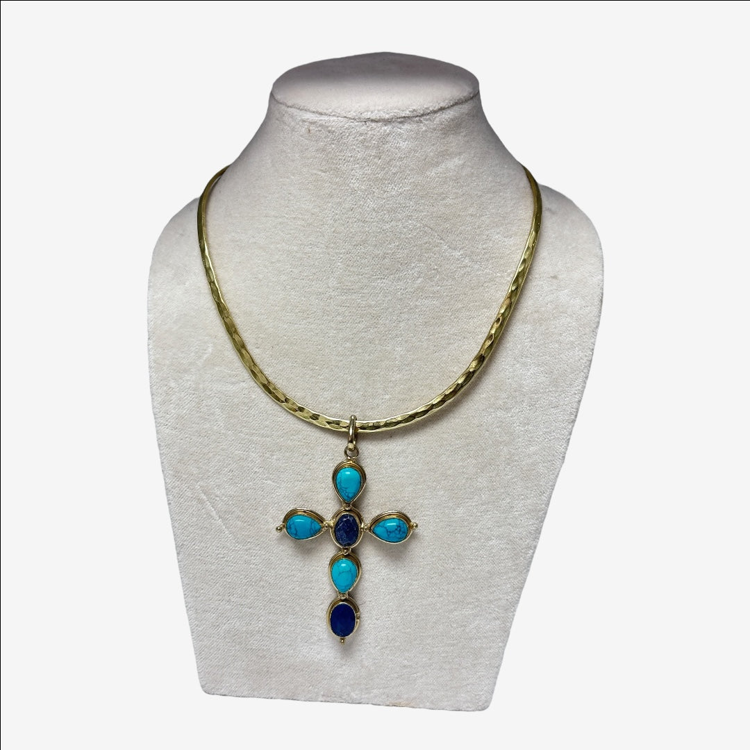 Divina Cross Pendant