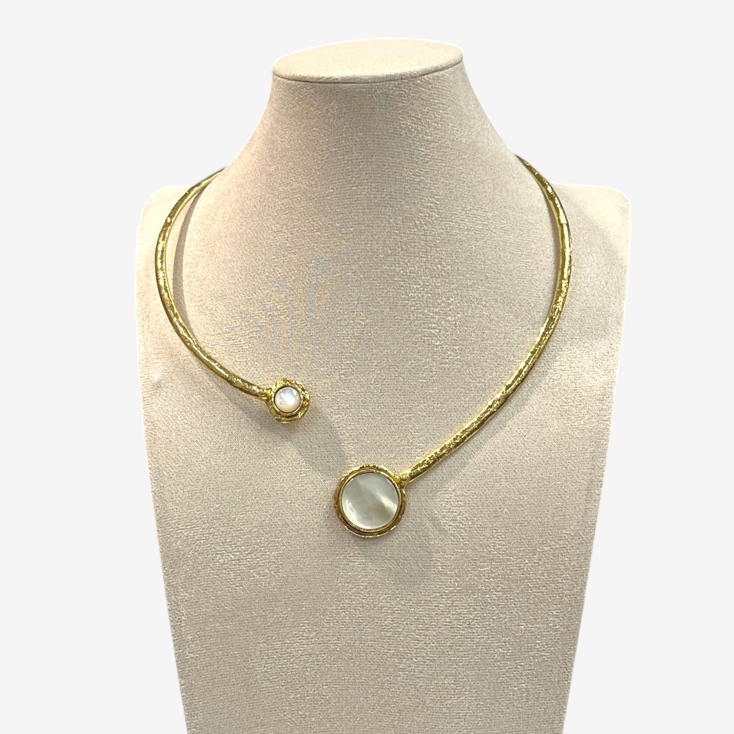 Lucent Halo Choker