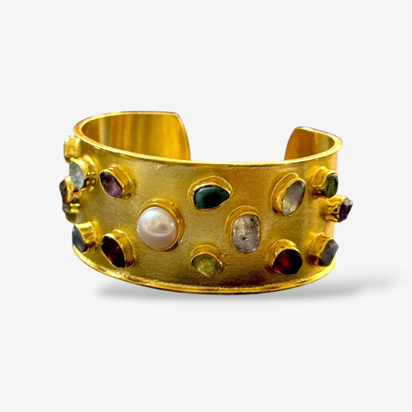 Gemcrest Cuff