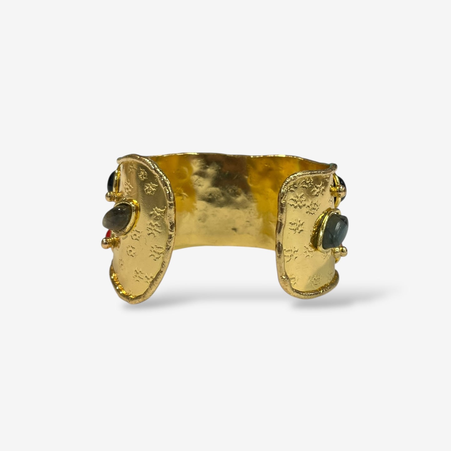 Gemcrest Cuff
