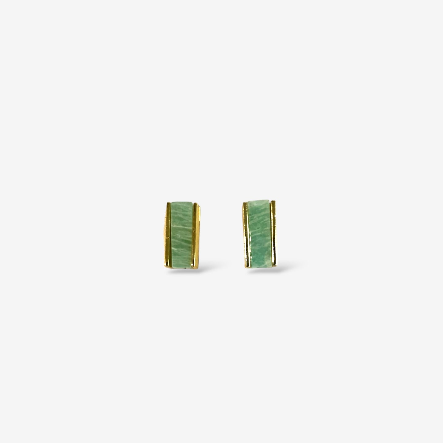 Lumen Studs