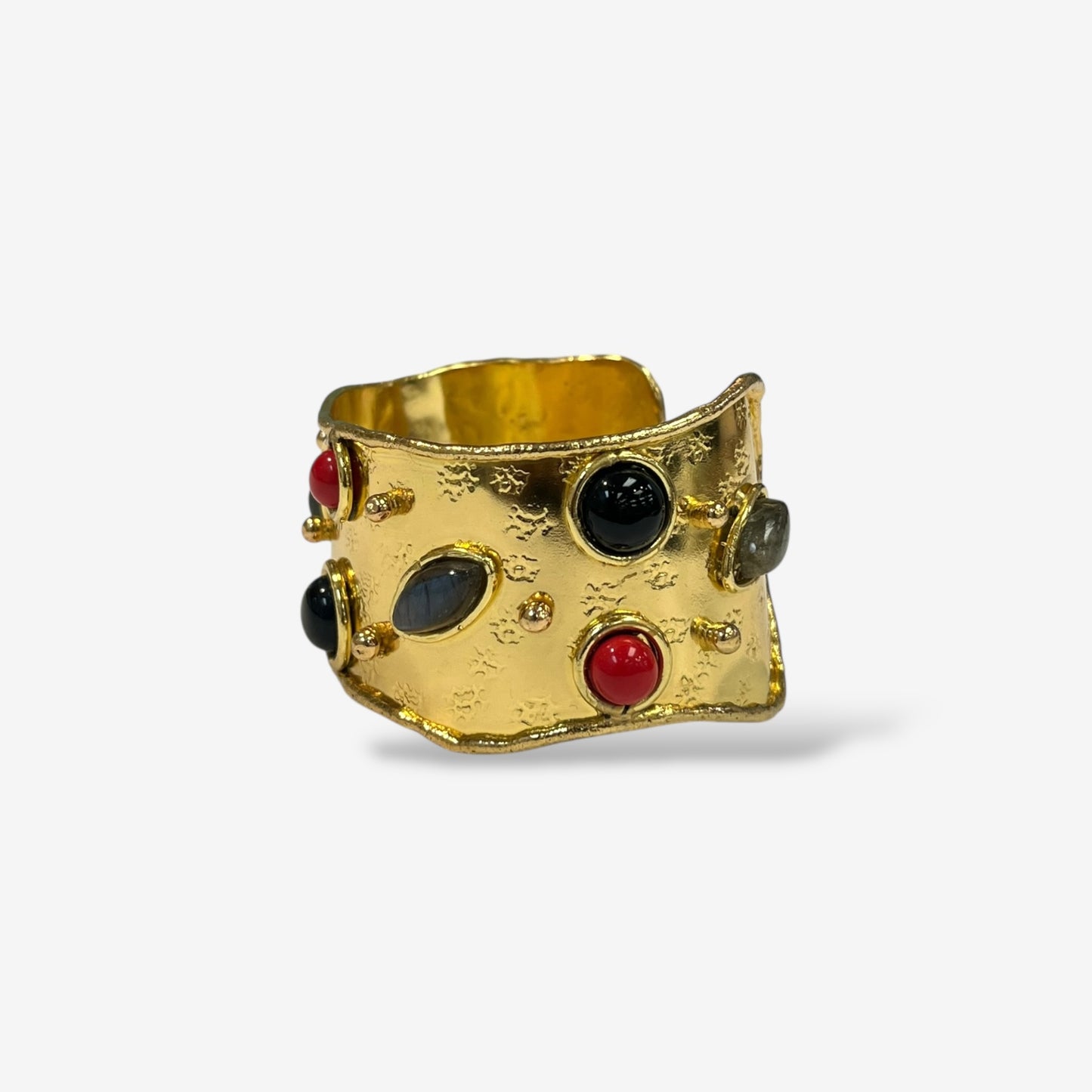 Gemcrest Cuff