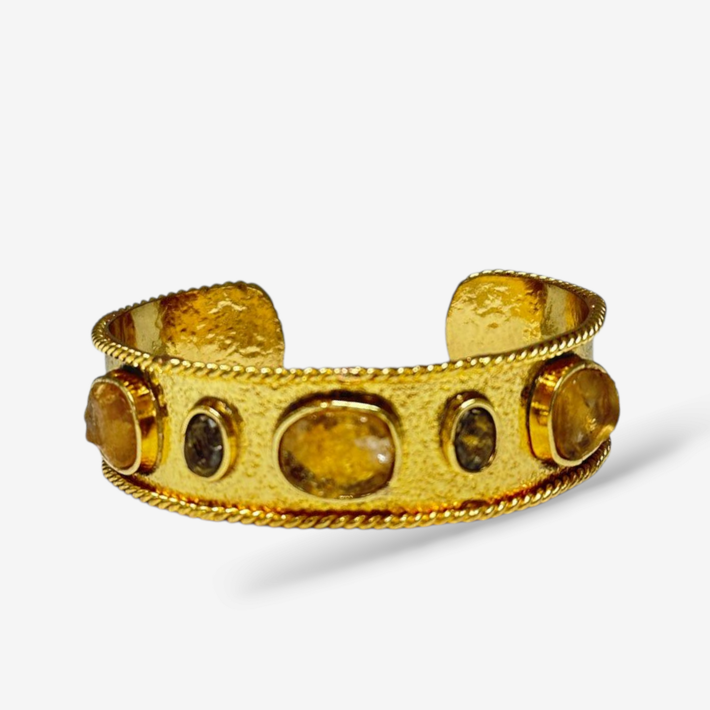 Lilyana Cuff