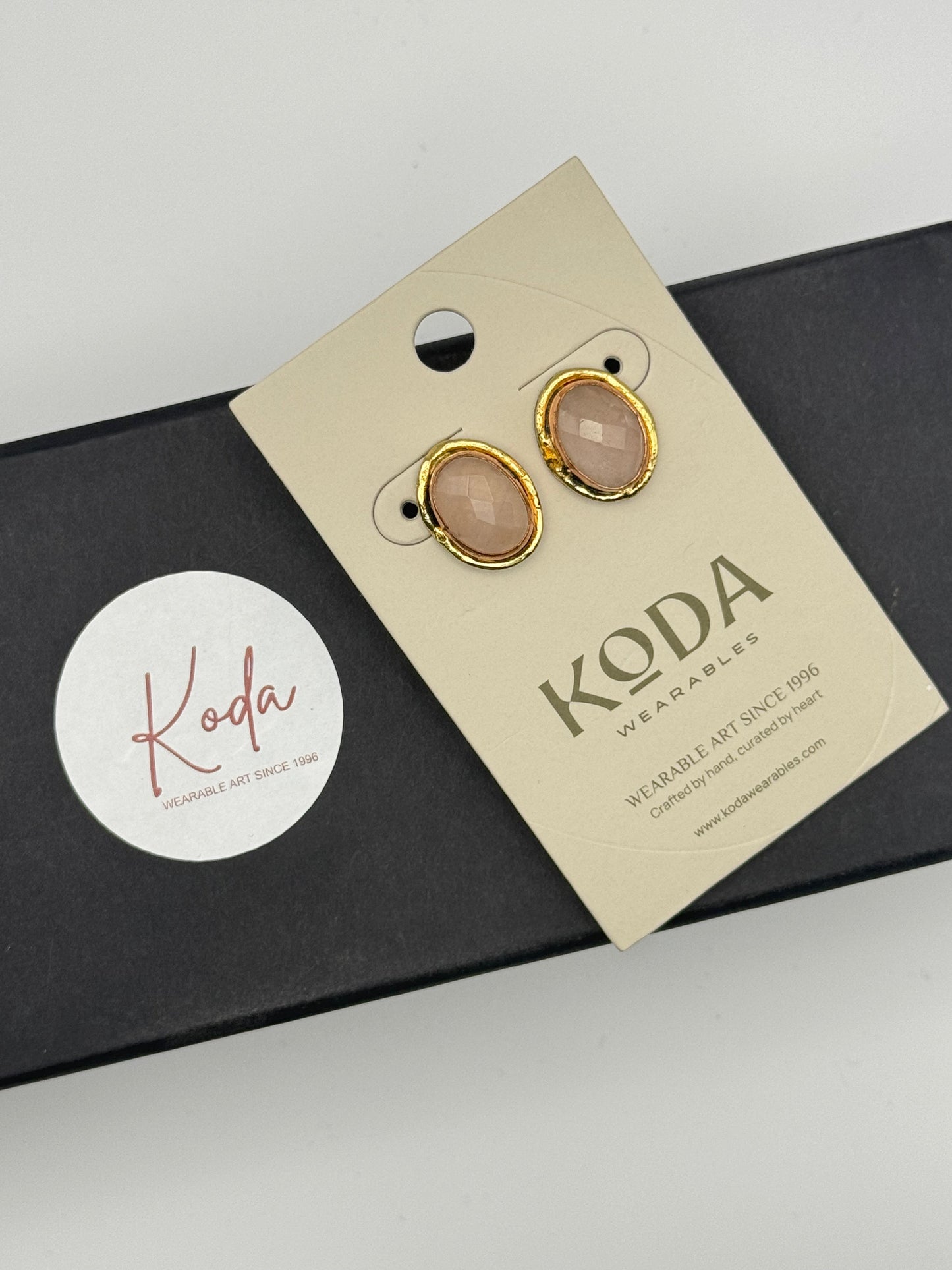 Andrea stud Earrings