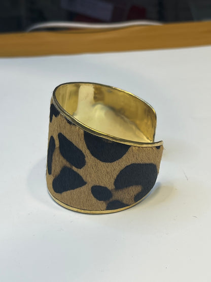 Nina Safari Cuff