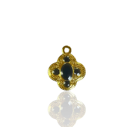 Vintage clover Charm