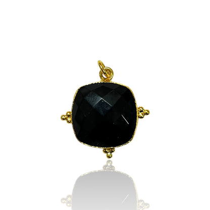 Cora Pendant