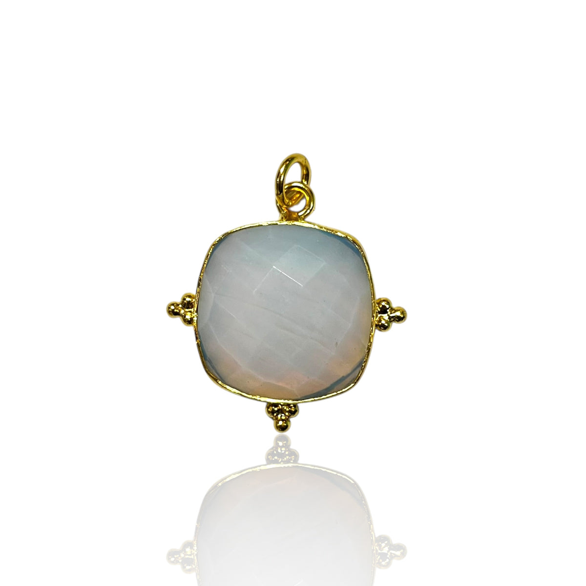 Cora Pendant