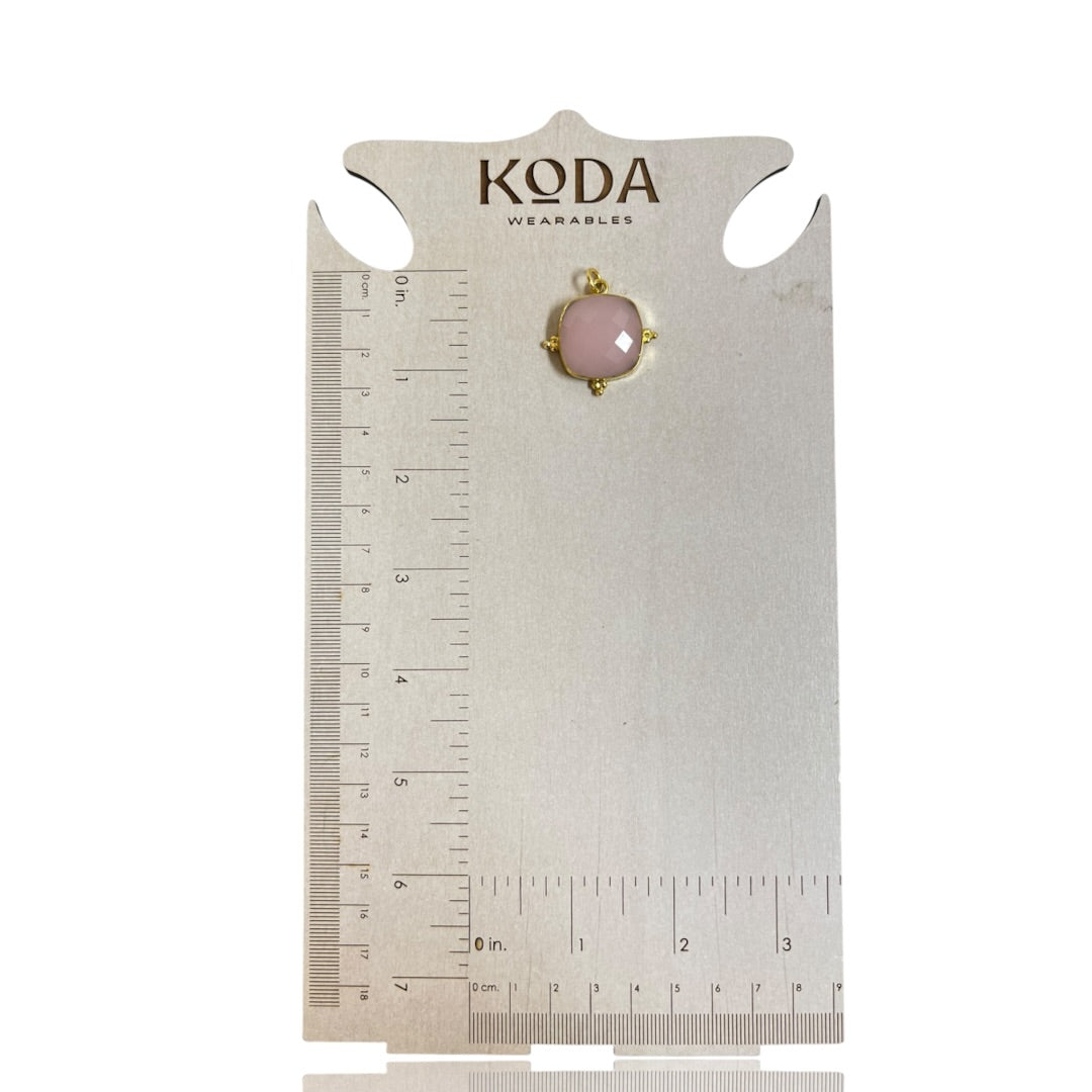 Cora Pendant