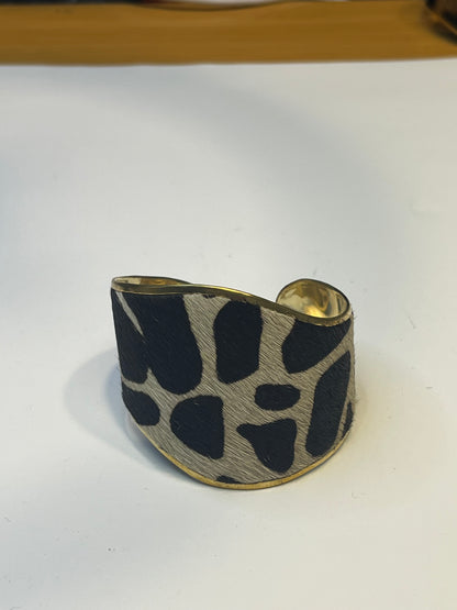 Glamazon Wild Cuff