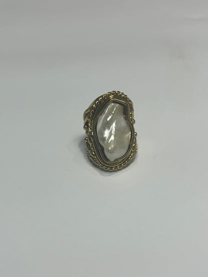 Scarlett Gold Rings