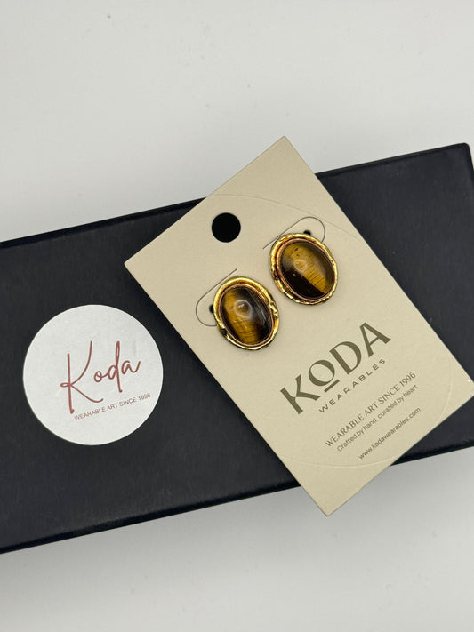 Andrea stud Earrings
