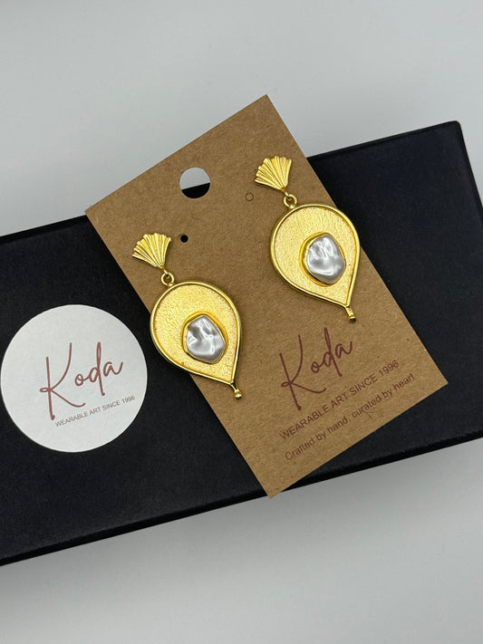 Tirzah Twinkle Earrings