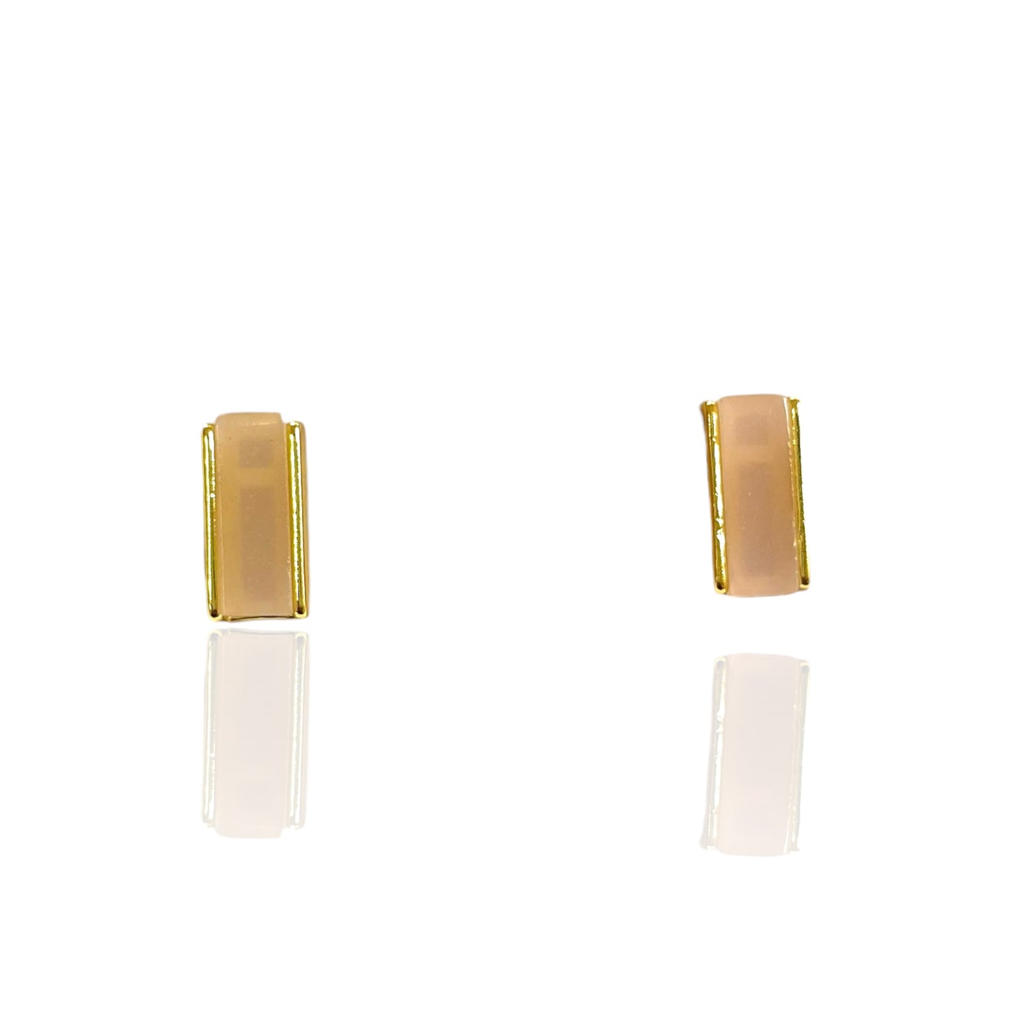 Lumen Studs