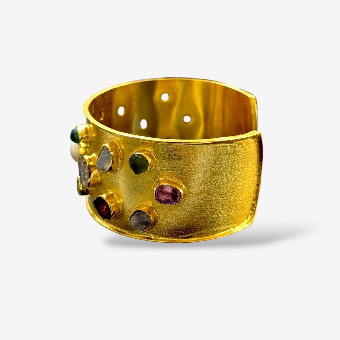 Gemcrest Cuff