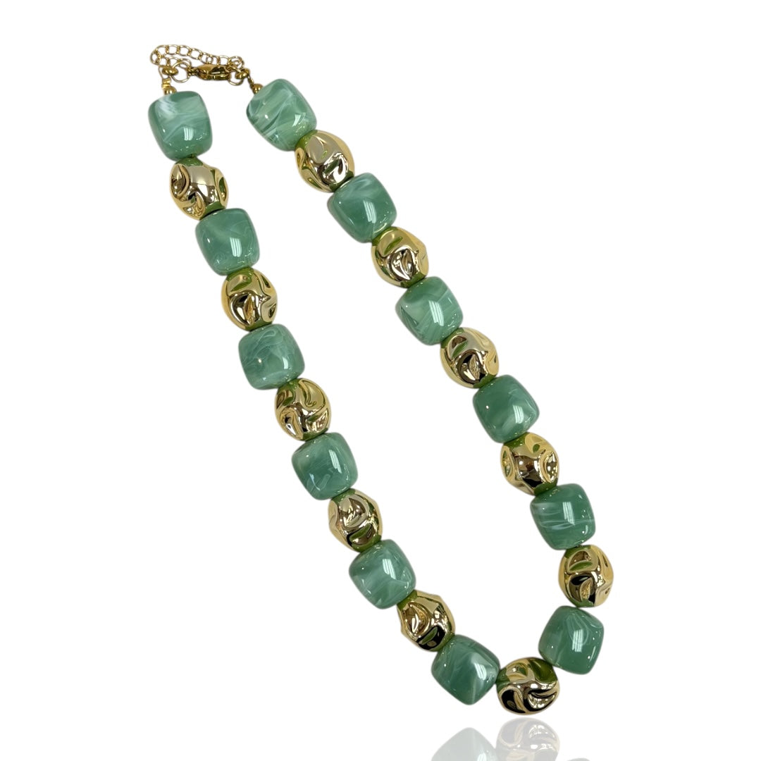 Resin Gold Mix Necklace