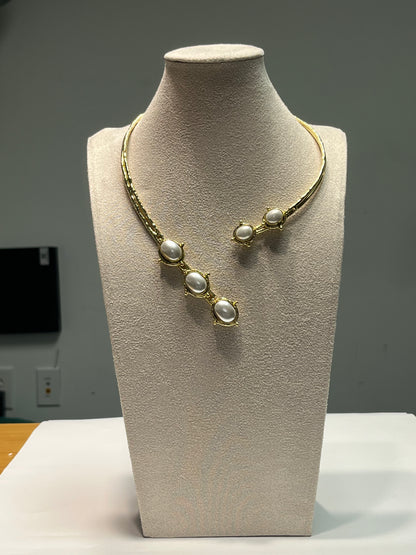 Chloe Choker
