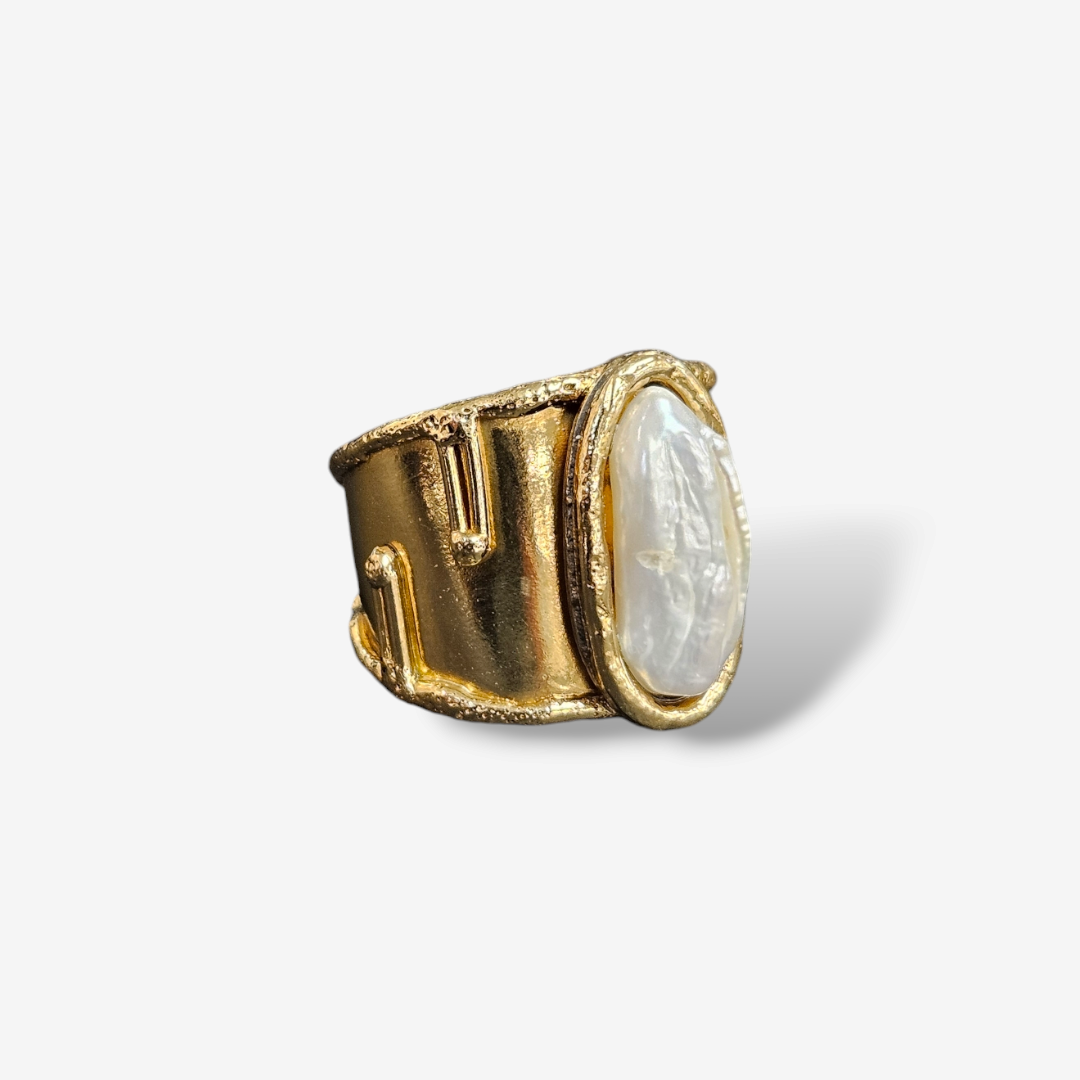 Pearl PRIO Gold Rings