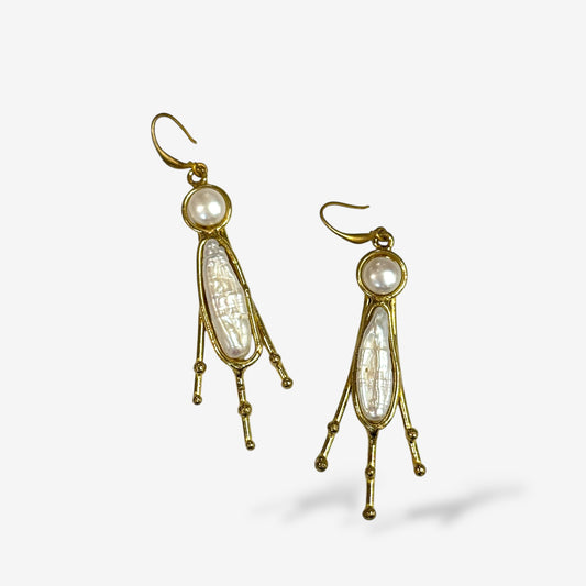 Lila Pearl Earrings