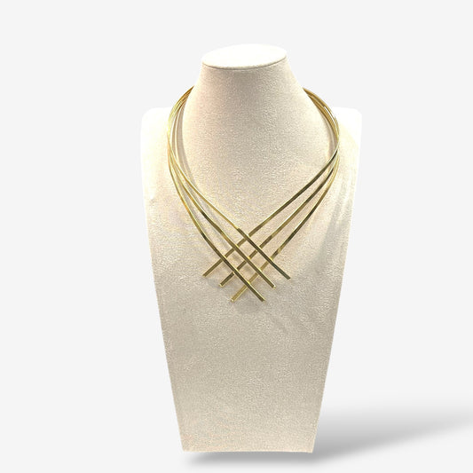 Nyra Open Choker