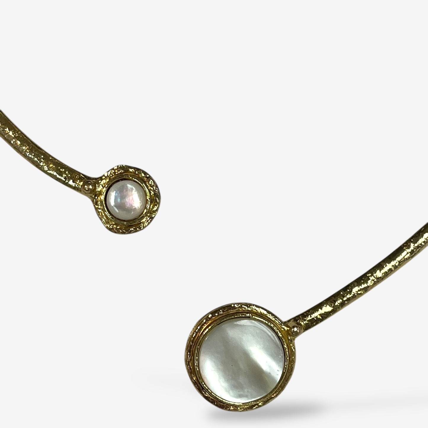 Lucent Halo Choker