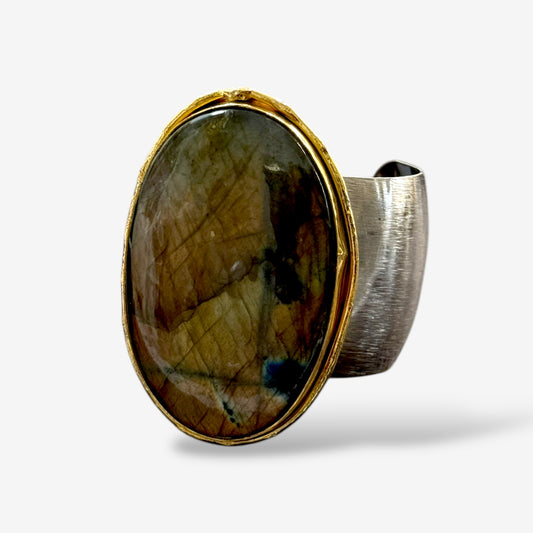 Zoe Labradoraite