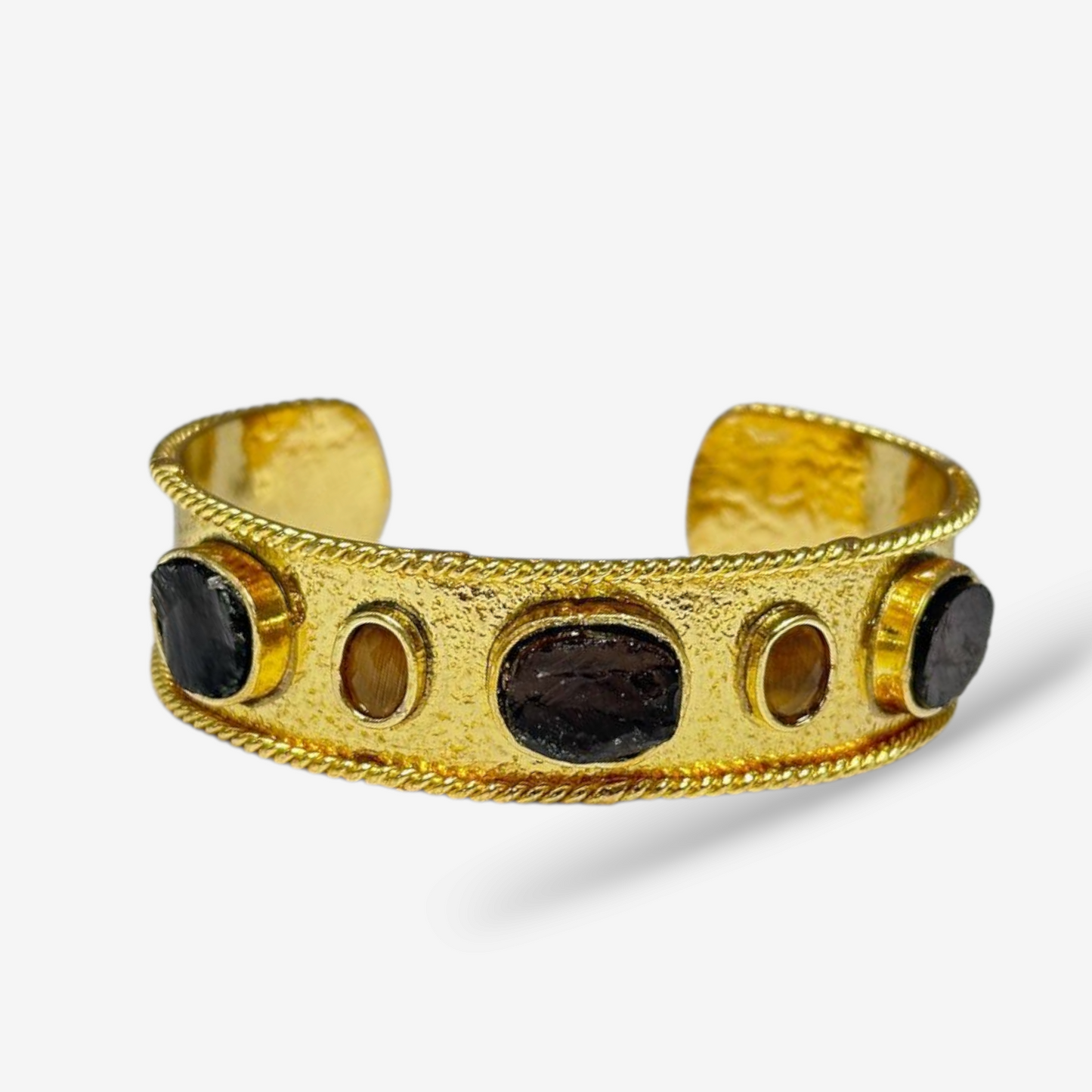 Lilyana Cuff